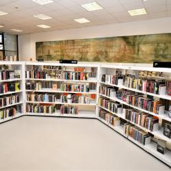 Studijní část Jihočeské vědecké knihovny na Lidické třídě se otevřela pro čtenáře.