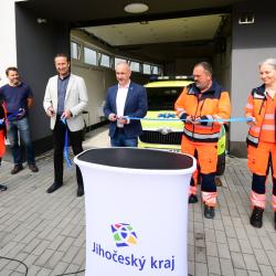 Slavnostní otevření výjezdové základy ZZS JčK ve Veselí nad Lužnicí