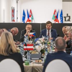 Slavnostní podpis Dohody o spolupráci mezi spolkovou zemí Dolní Rakousko a kraji Jihočeským a Jihomoravským a Krajem Vysočina