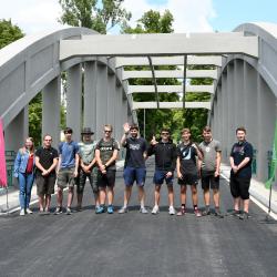 Velký most přes Blanici ve Vodňanech opět slouží veřejnosti.