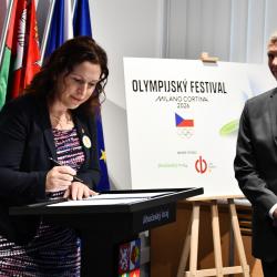 Olympijské hry v italském Miláně a Cortině d'Ampezzo v roce 2026 budou mít v České republice své jedinečné zrcadlo a tím bude Olympijský festival, který po deseti letech opět zamíří na jih. 