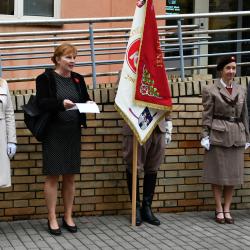 Před budovou Krajského úřadu Jihočeského kraje dnes opět zavlála sokolská vlajka. Pietní akt proběhl za účasti náměstkyně hejtmana pro oblast sociálních věcí Lucie Kozlové.