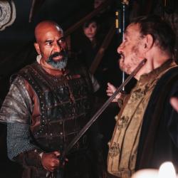 Herec John Rhys-Davies, představitel trpaslíka Gimliho, natáčel v Písku (autor: Ondřej Šimáček, Produkce PIXESO).