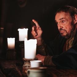 Herec John Rhys-Davies, představitel trpaslíka Gimliho, natáčel v Písku (autor: Ondřej Šimáček, Produkce PIXESO).