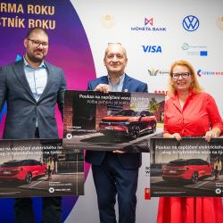 Rodinná firma z automotive a designérka dekorativních stěrek zvítězily v soutěži Živnostník roku a Firma roku Jihočeského kraje.