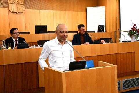 V kategorii „Střední organizace s 250 a méně zaměstnanci, jejichž hlavní náplň činnosti je podnikání“ zvítězila společnost NEMA, spol. s r.o.;