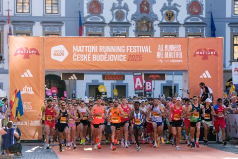 Mattoni Running Festival se vrací do Českých Budějovic a těší se obrovskému zájmu. Foto: www.runczech.com