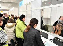 Jihočeský kraj zprovoznil pro pomoc uprchlíkům z Ukrajiny na letišti v Plané Krajské asistenční centrum pomoci Ukrajině (KACPU).