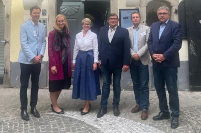Setkání u kulatého stolu  projektu Kultura mezi Dunajem a Vltavou proběhlo minulý týden v Linci za účasti významných osobností z politického, kulturního a turistického spektra.